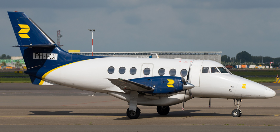 aircharterscotland.com